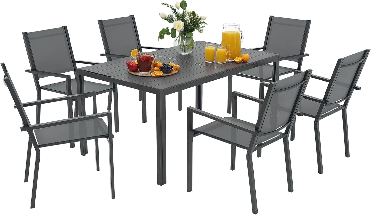 Come progettare un angolo pranzo in giardino riparato dal vento per la mezza stagione