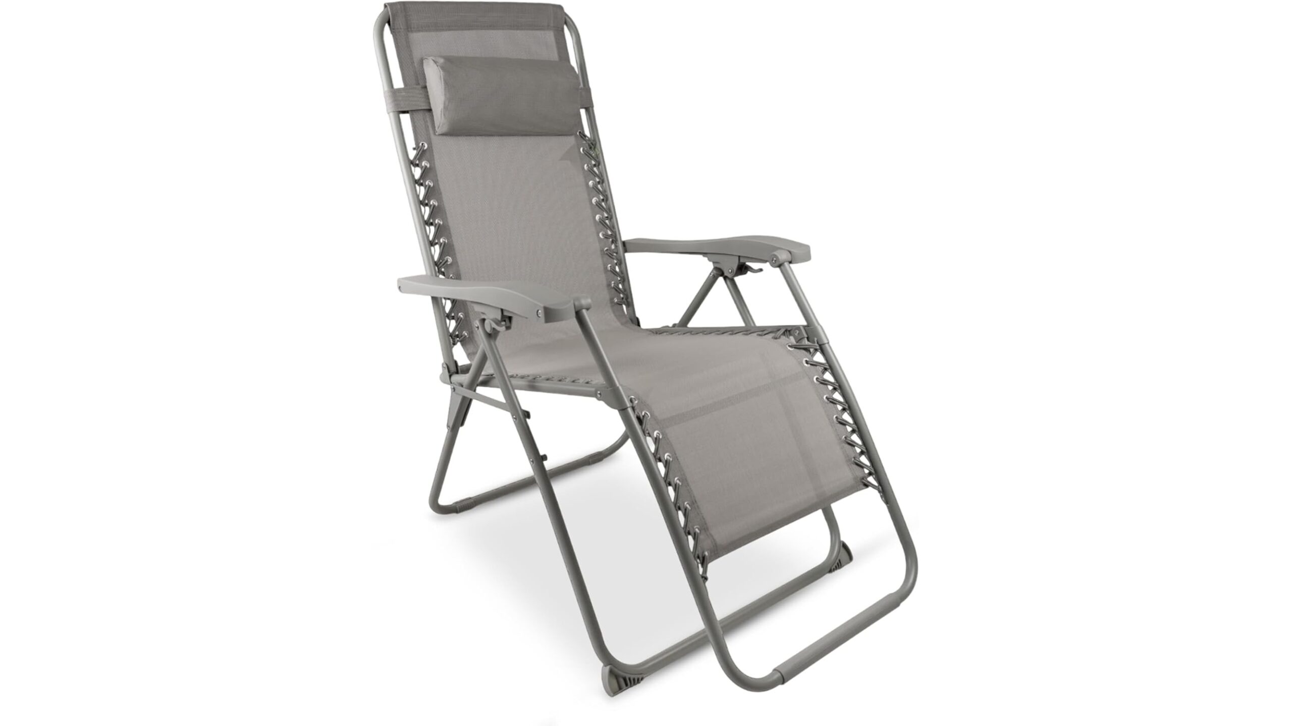 Come trasformare un piccolo balcone in un giardino salotto con una sola sedia relax protagonista