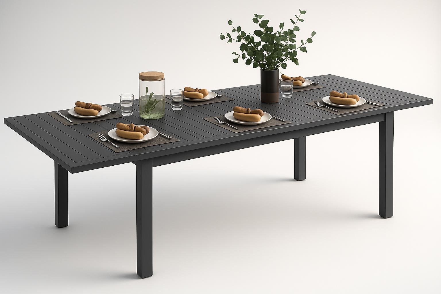 Zona pranzo primaverile in cortile: come abbinare tavolo, sedie e verde per le prime cene all’aperto